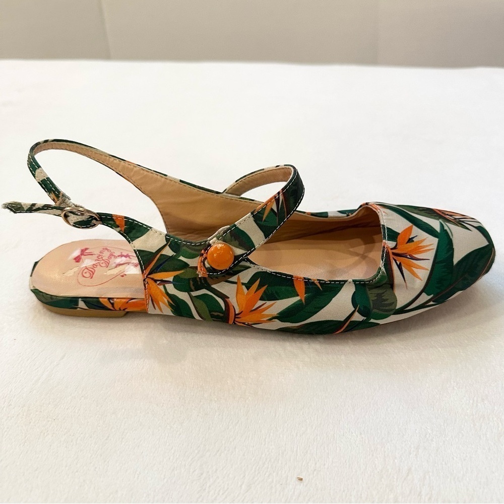 Dancing Days By Banned Retro Tropical Green Orange Slingback Flats size 7